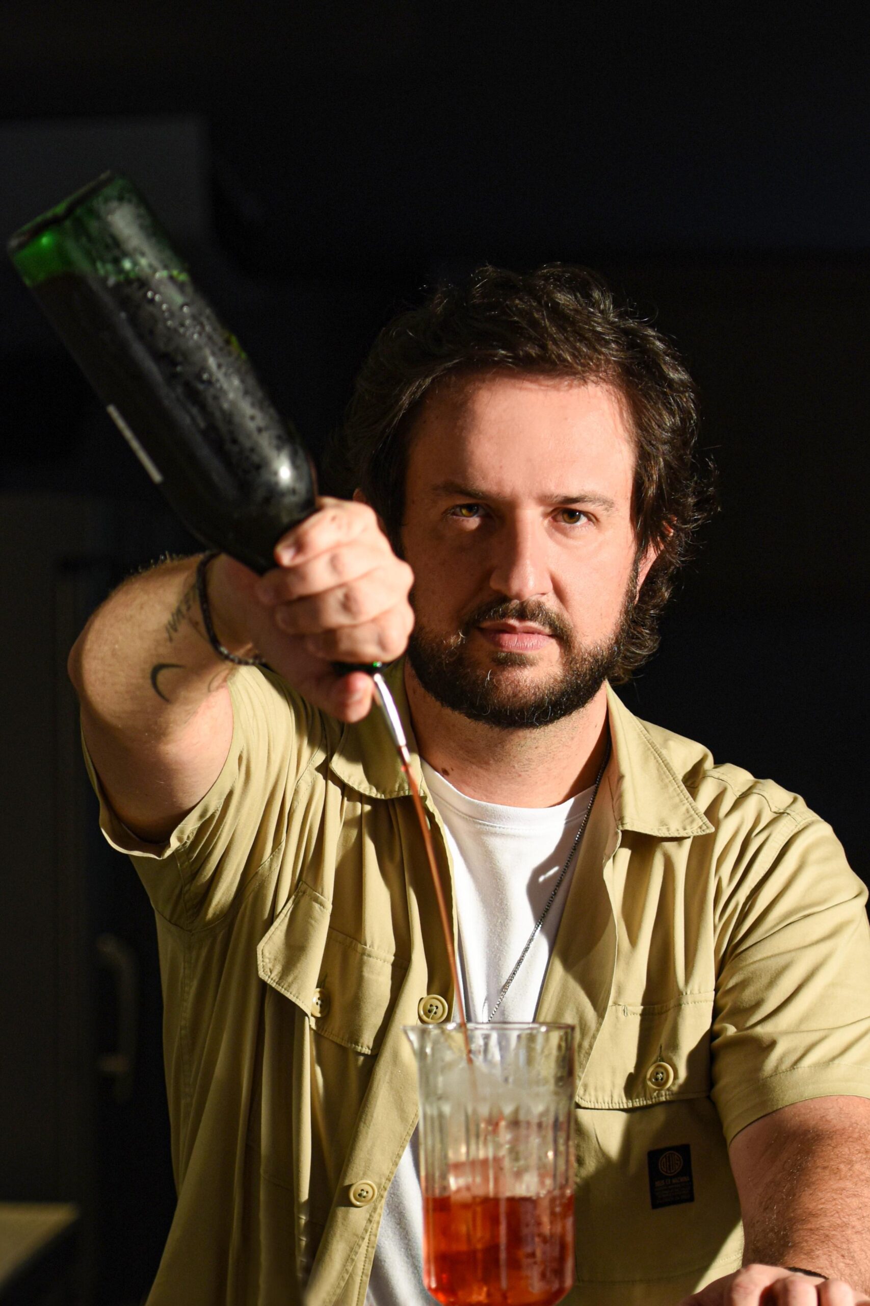 Zimbro Cocktails & Co. é premiado como Melhor Carta de Drinks no Prêmio Curta Mais 2024.