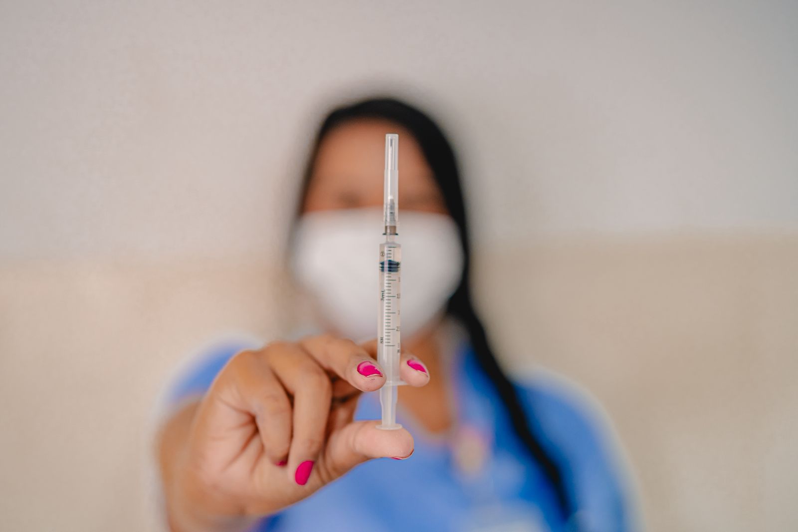 Anápolis recebe primeiro lote de vacina contra bronquiolite; doses serão destinadas a gestantes a partir de 28 semanas.