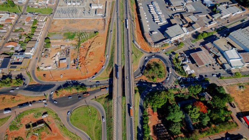 Secretaria de Obras fortalece infraestrutura urbana, meio ambiente e manutenção da cidade em 2025.