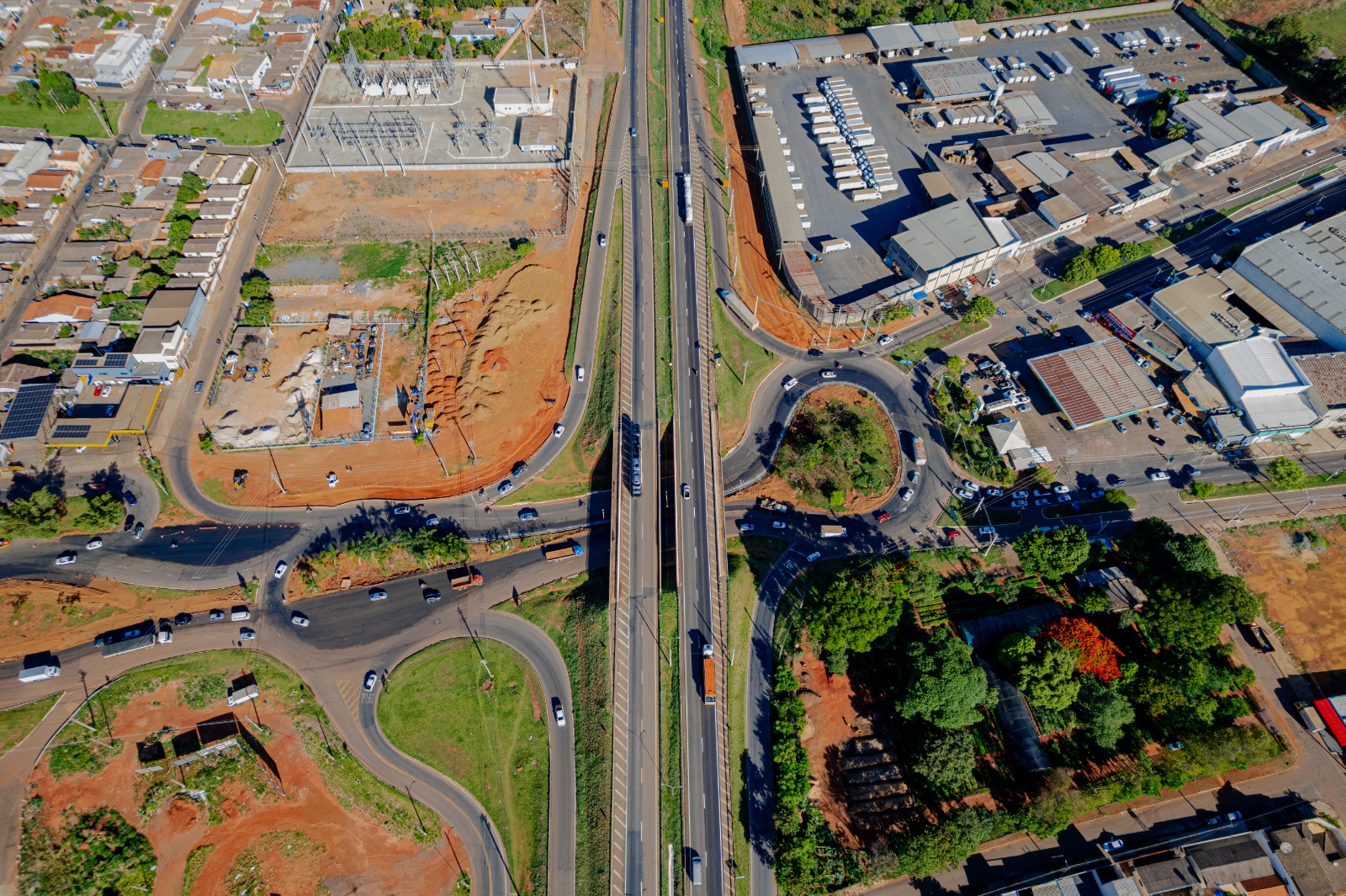 Secretaria de Obras fortalece infraestrutura urbana, meio ambiente e manutenção da cidade em 2025.