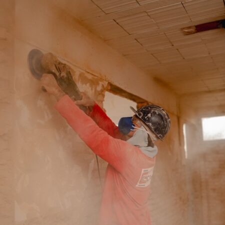 Prefeitura de Anápolis abre Processo Seletivo Simplificado com 234 vagas para a área de obras.