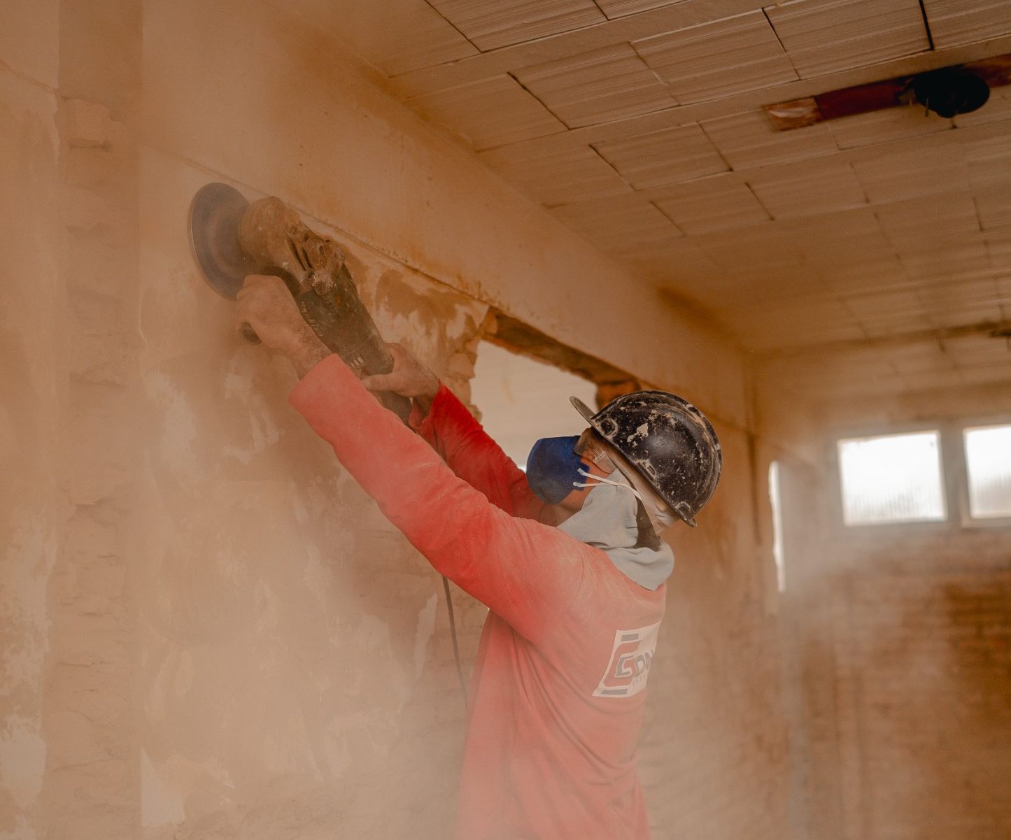 Prefeitura de Anápolis abre Processo Seletivo Simplificado com 234 vagas para a área de obras.