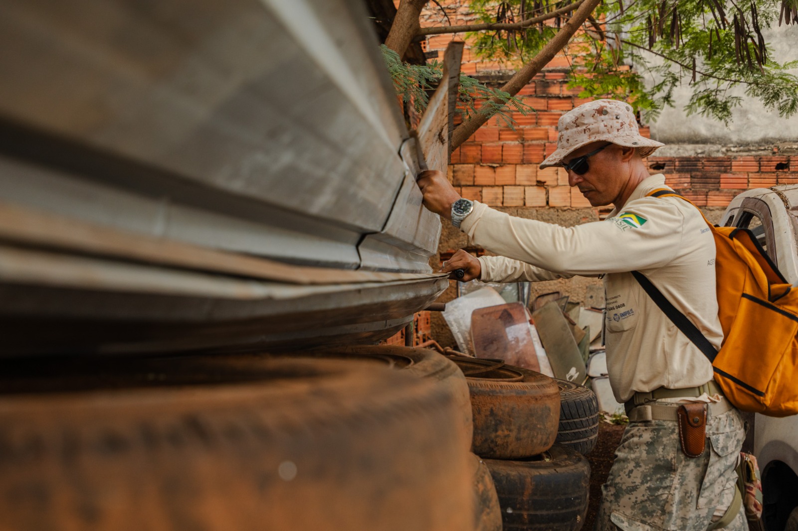 Equipes de Endemias realizam vistorias em mais de 70 mil imóveis e eliminam 512 focos em março.