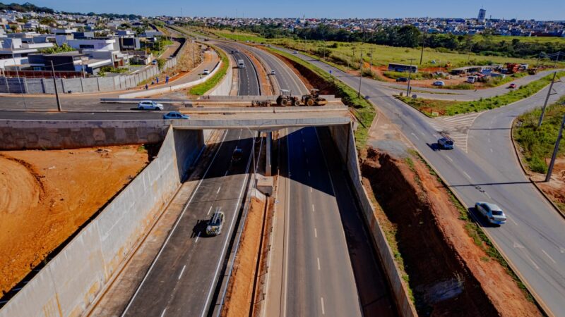Trânsito Norte–Sul na trincheira da BR-153 é liberado de forma definitiva