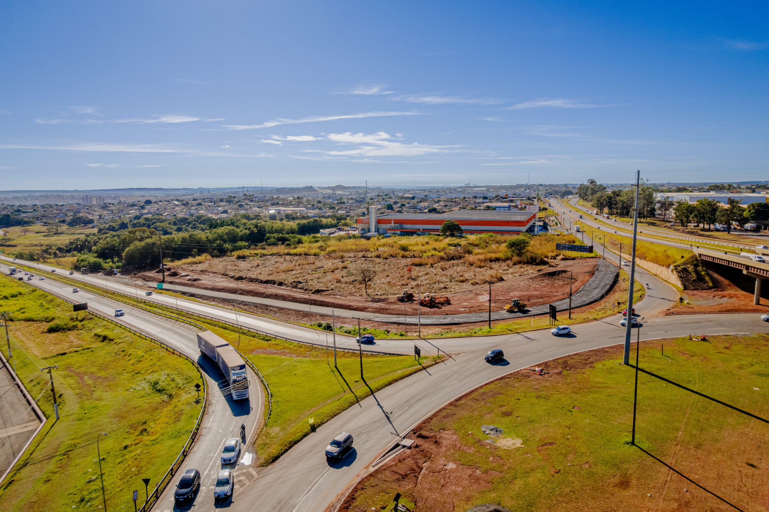 Obras no Trevo da Havan têm nova etapa concluída.