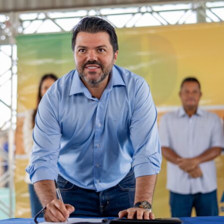 Prefeitura de Anápolis inicia obras de revitalização da quadra poliesportiva e construção de academia na Vila Mariana