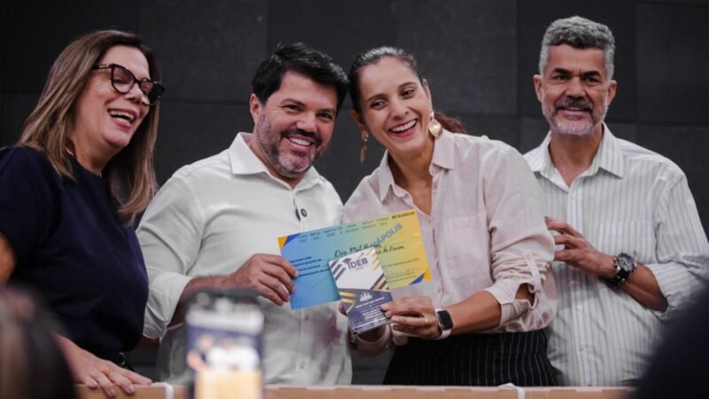 Prefeitura de Anápolis premia destaques do Ideb e reforça investimentos nas escolas.