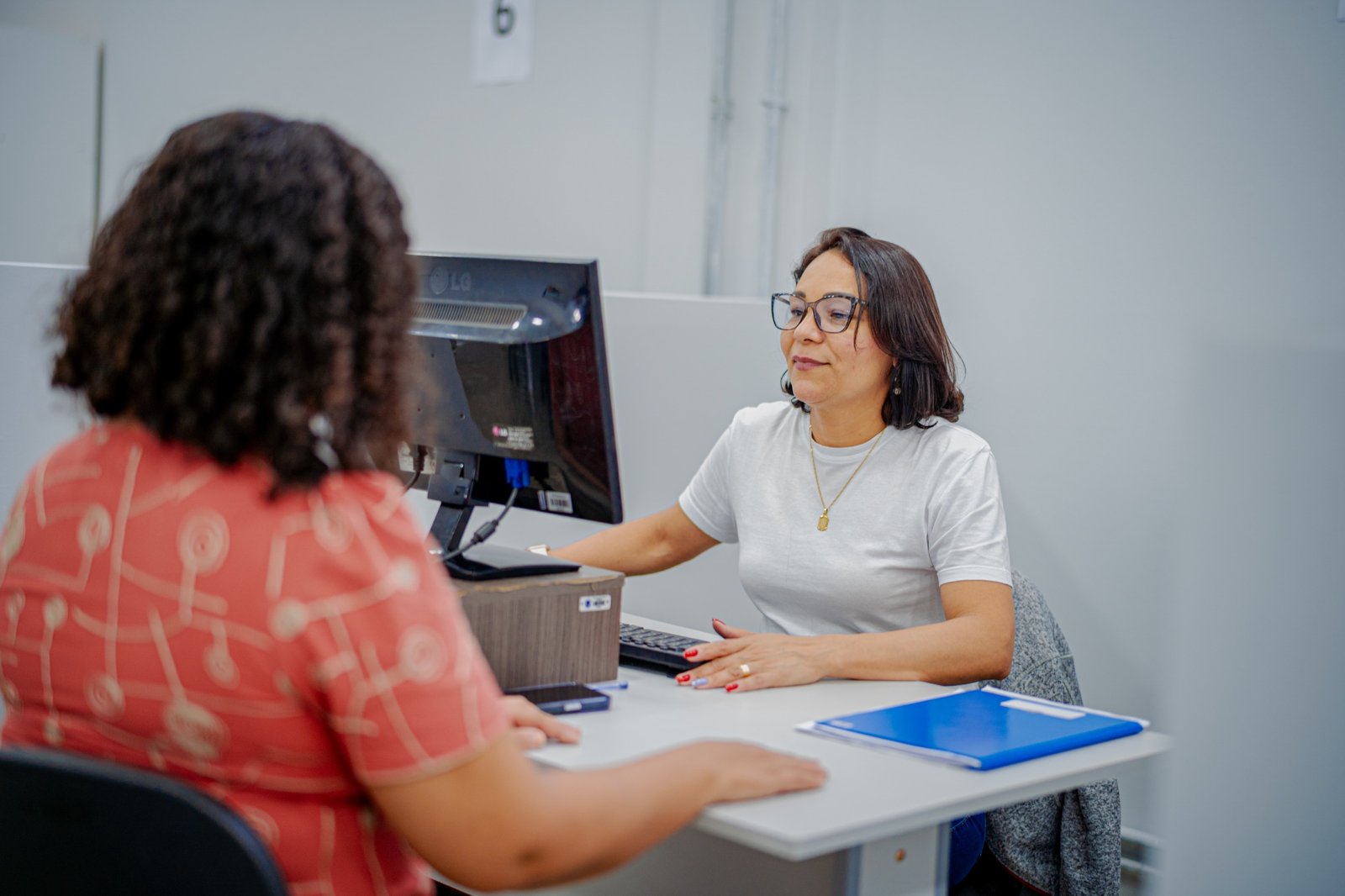 Nova sede do CadÚnico soma quase 15 mil atendimentos em dois meses.