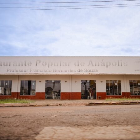 Restaurante Popular da Vila Jaiara está em reforma, mas entrega de refeições não será interrompida.