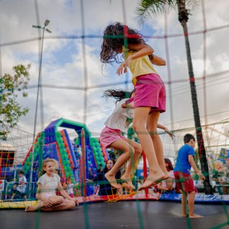 Sorteio de bikes, distribuição de brinquedos, emissão de RG infantil e muito mais; Dia das Crianças terá mais de 60 atividades no sábado (10)